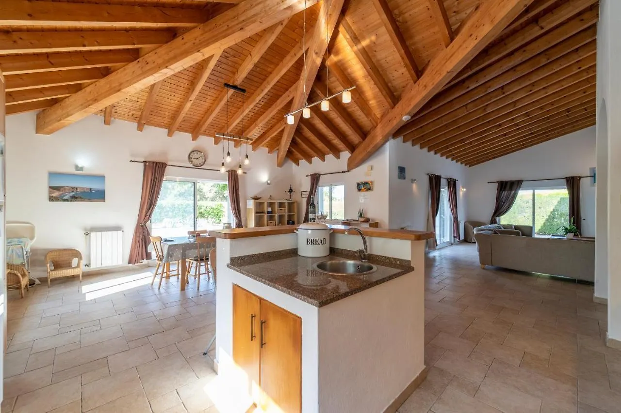Casa Garrod - Spacious Family Villa Aljezur Portugal