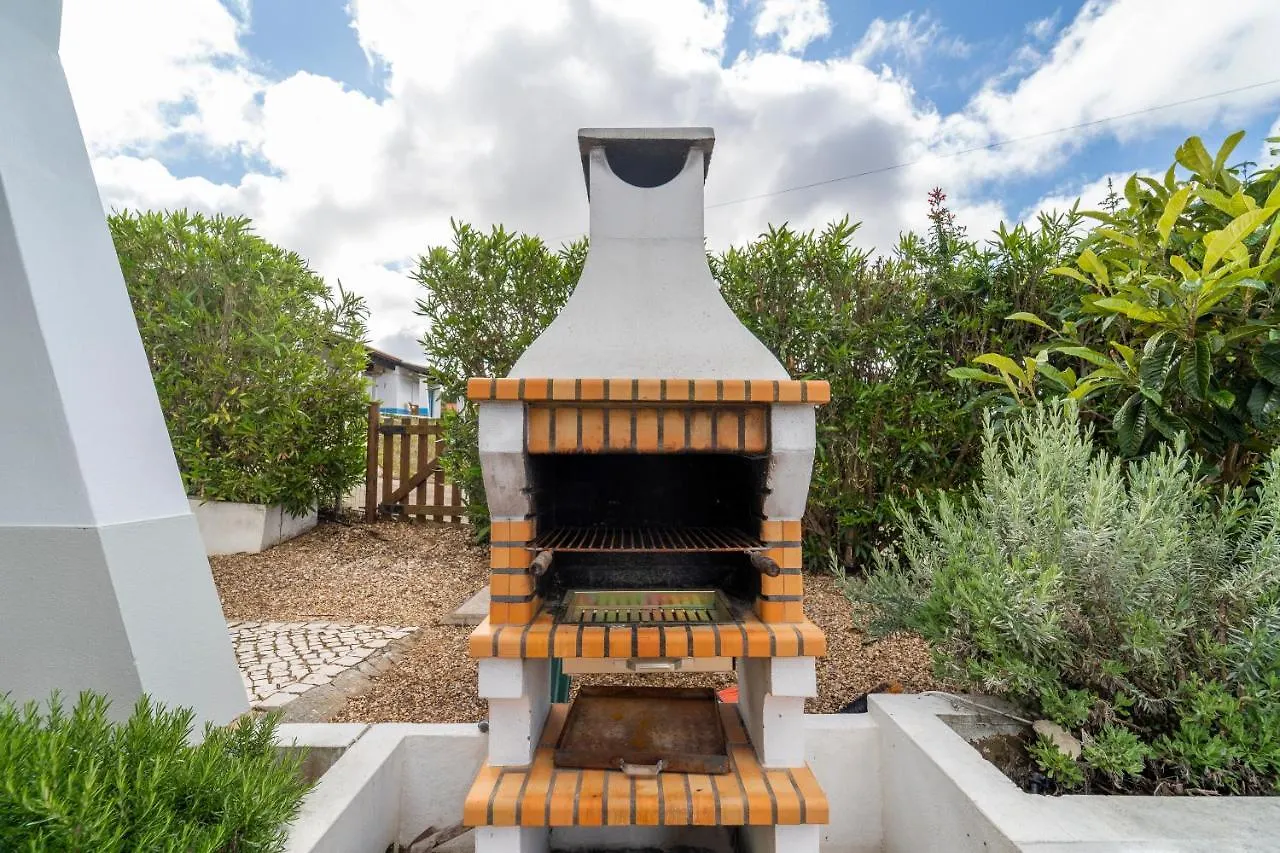 Casa Garrod - Spacious Family Villa Aljezur 0*,  Portugal